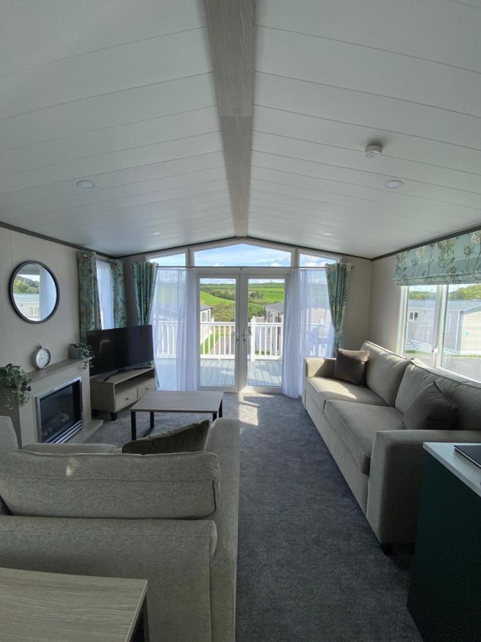Riverwood Lodge New Quay Buitenkant foto